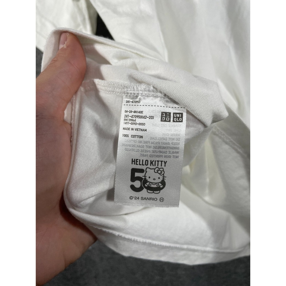 Uniqlo Hello Kitty Kuromi 50th Anniversary Graphic T-shirt Women Small White - Picture 10 of 11